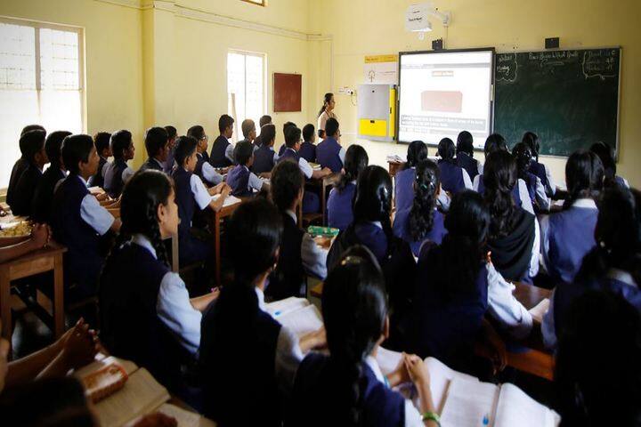 Little Flower Public School-Smart Class Room