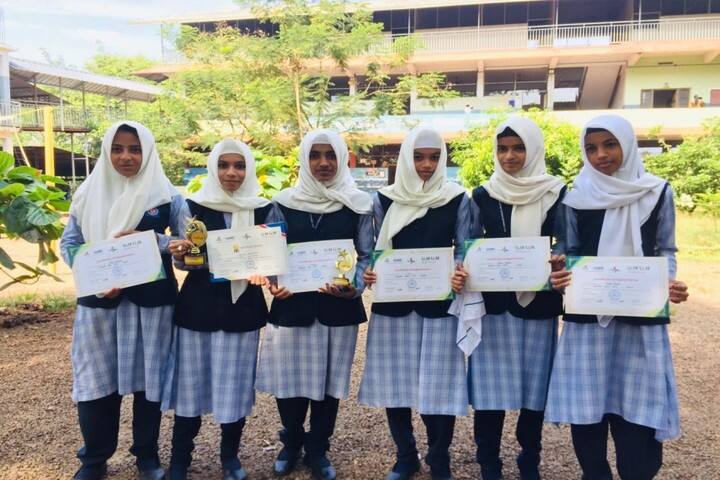 M S I English School-Awards
