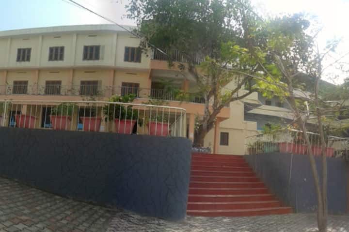Mahatma Gandhi Memorial Model School-Primary Block