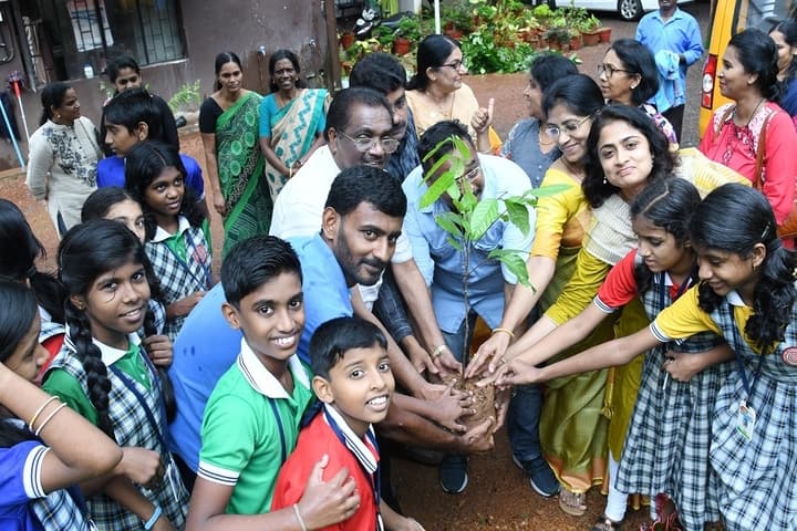 Mahatma Gandhi Public School-Tree Plantation