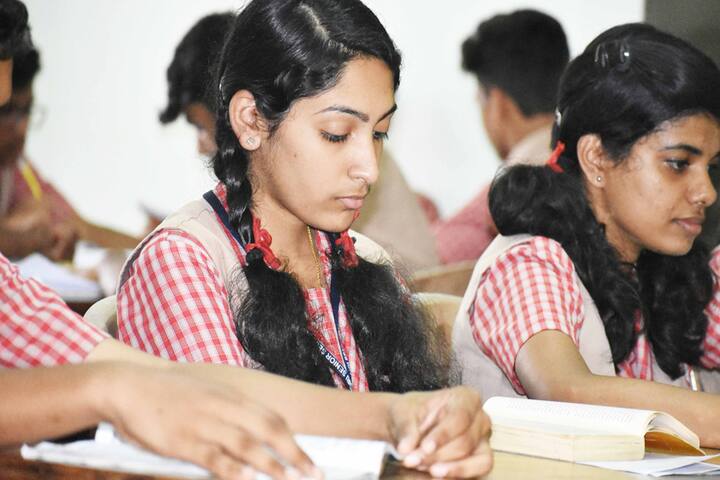Marygiri English Medium School-Library