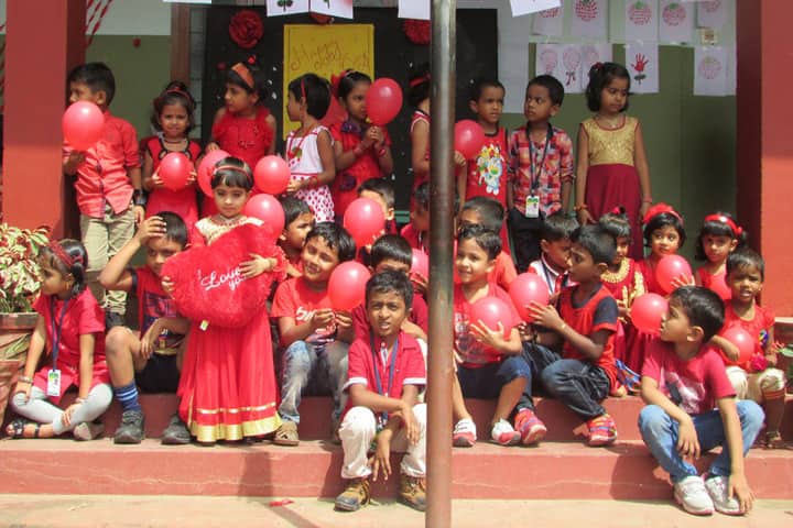Nadvathul Islam English School-Red Day Celebration