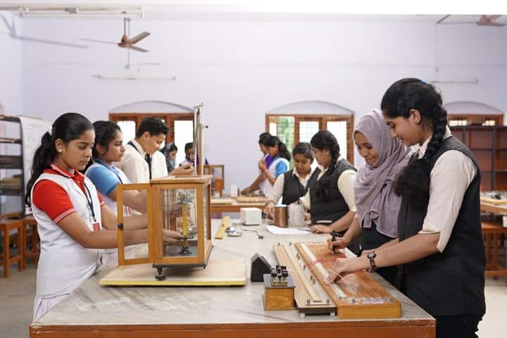 National Central School-Physics Lab