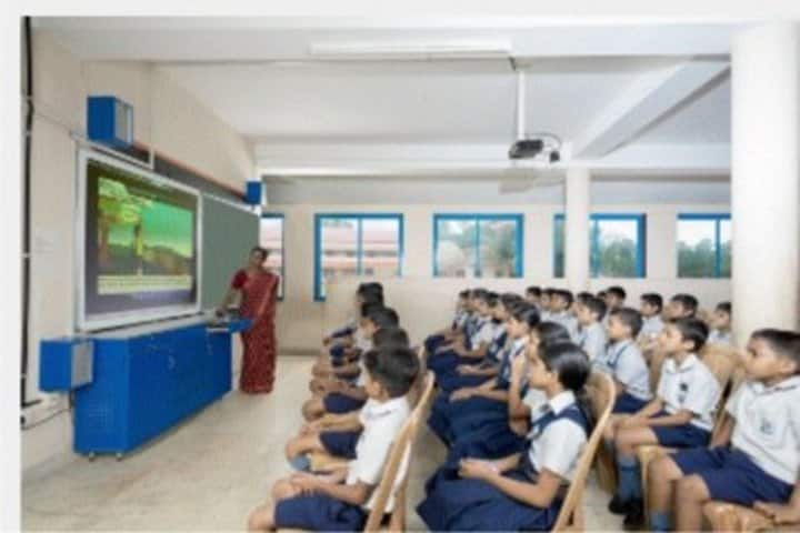 Nava Nirman Public School-Smart Class