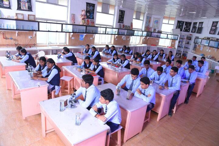 Navajeevan Bethany Vidyalaya-Biology Lab