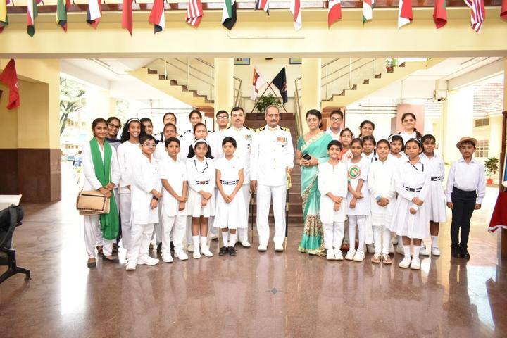 Navy Children School-Independence Day