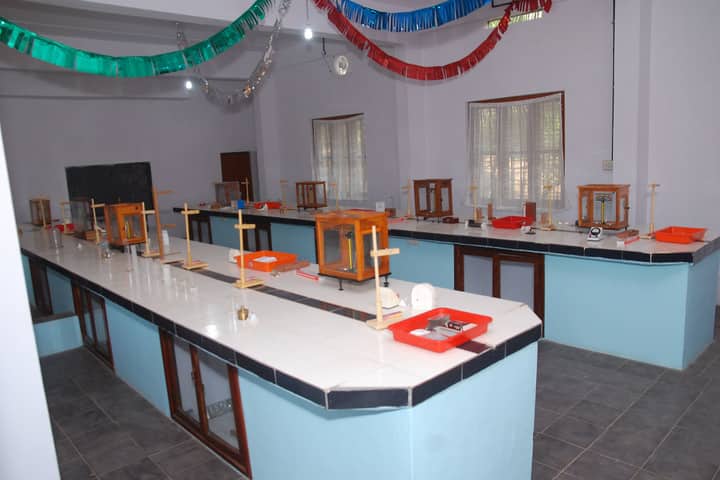Nehru Memorial Model School-Physics Lab