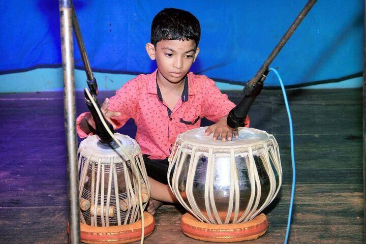 Nicholson Syrian Central School-Music