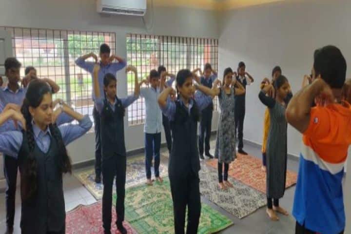 Oonianthala Eapen Memorial Public School-Yoga Day
