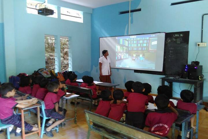 Padma Sree Central School Adoor-Digital Class Room