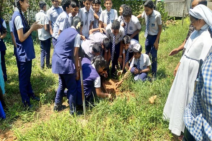 Pratheeksha Bhavan English Medium School-World Environment Day