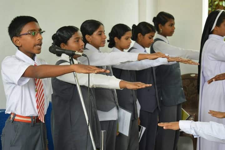 Rajiv Gandhi National School-Pledge