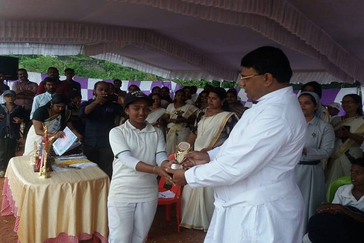 Rajiv Gandhi National School-Prize-Distribution