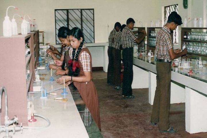 S D P V Central School-Chemistry Lab