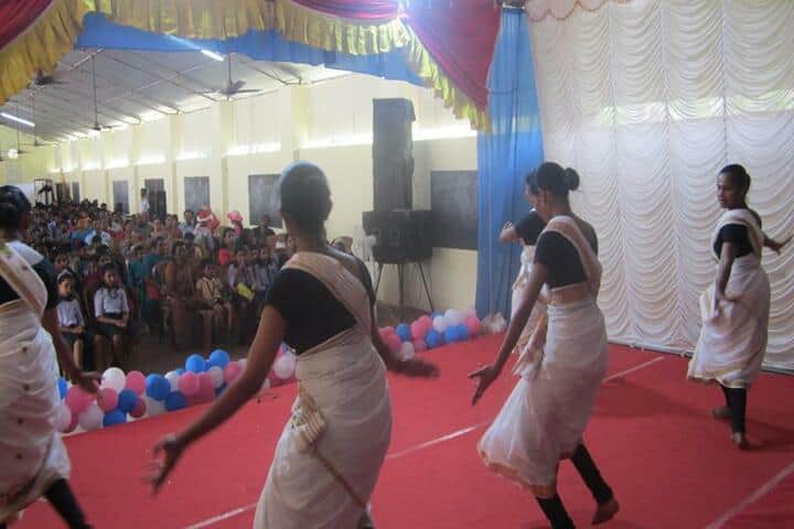S S V M Residential Central School-Dance