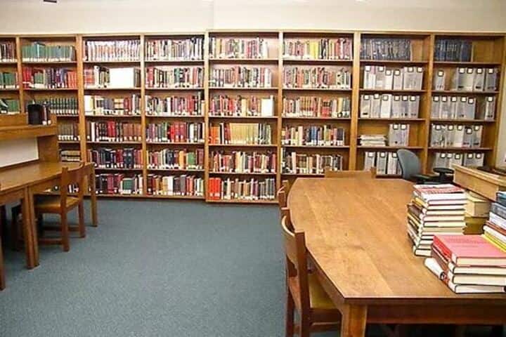 S S V M Residential Central School-Library