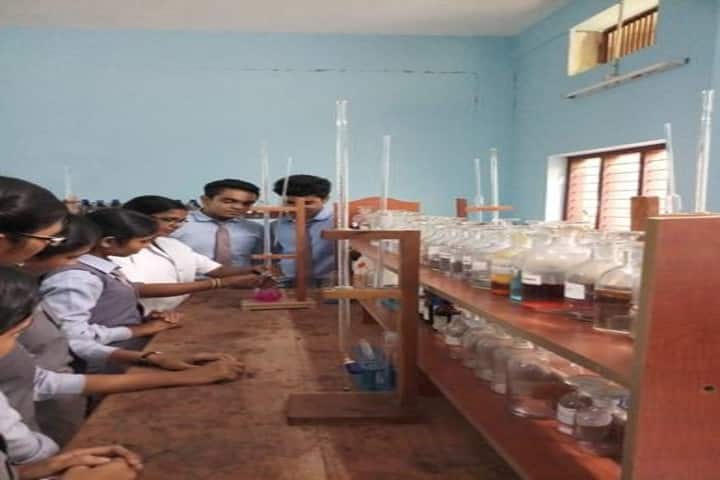 Sree Meenakshi Devaswam Public School-Chemistry Lab