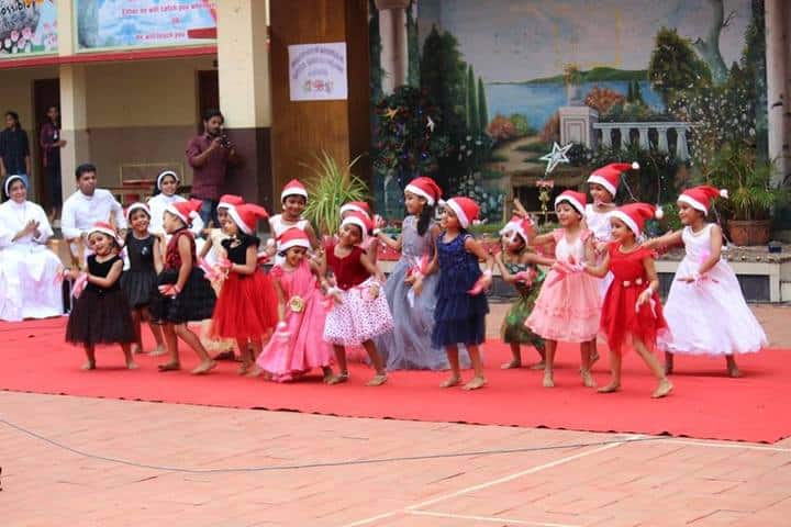 Sacred Heart English Medium School-Dance