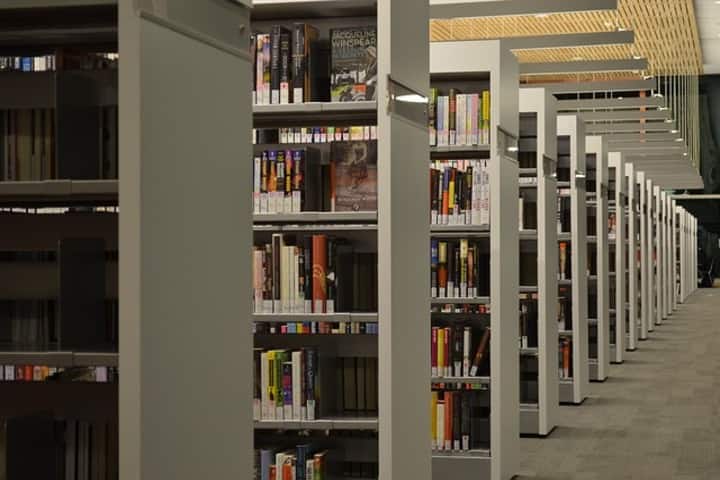 Sacred Heart English Medium School-Library