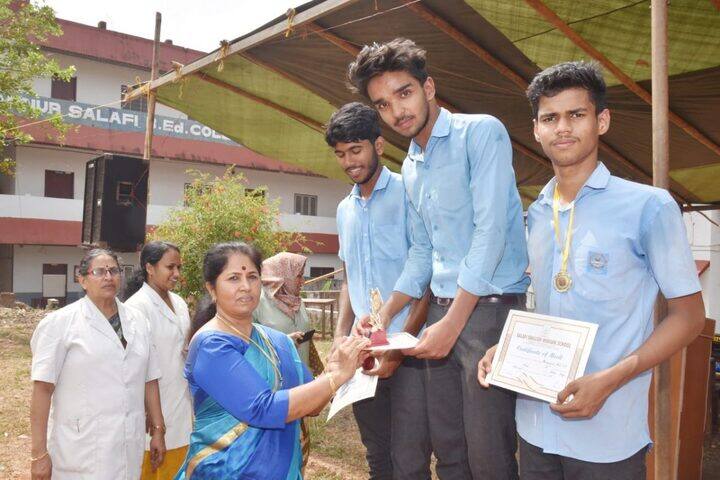 Salafi English Medium School-Winners