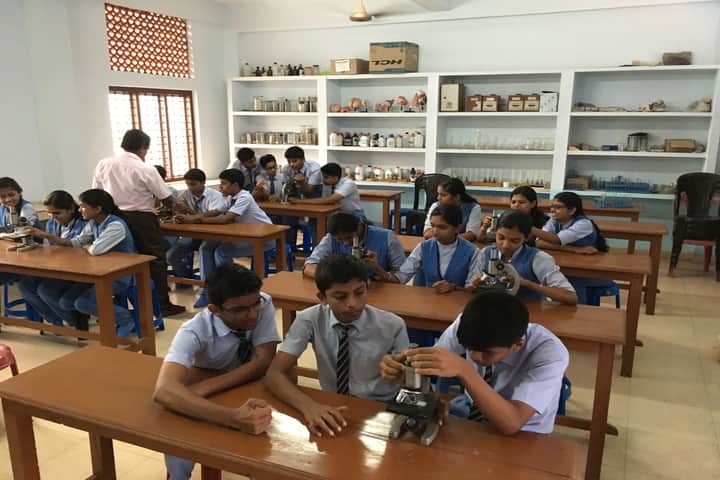 Santa Maria Public School-Lab