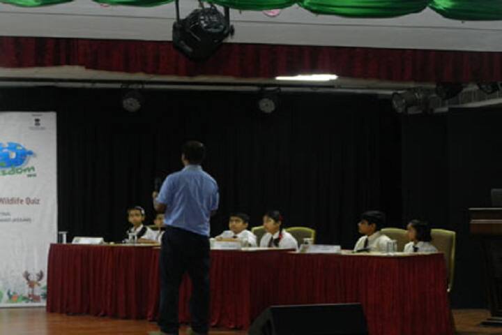Royal global school-Quiz Club