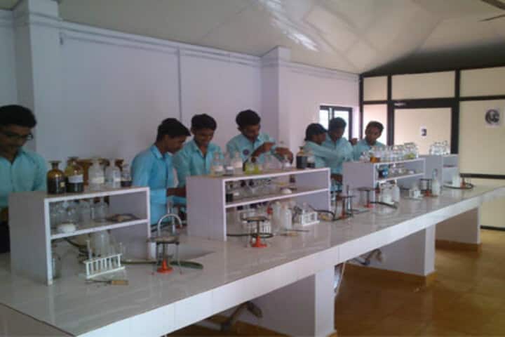 Sree Sankara Vidya Peedhom English Medium School-Chemistry Lab