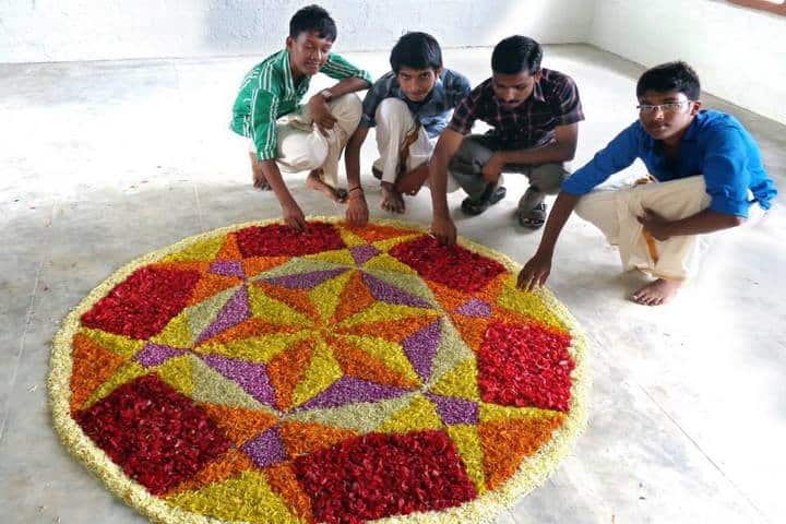 Sreekrishnapuram Central School-Floral Competition