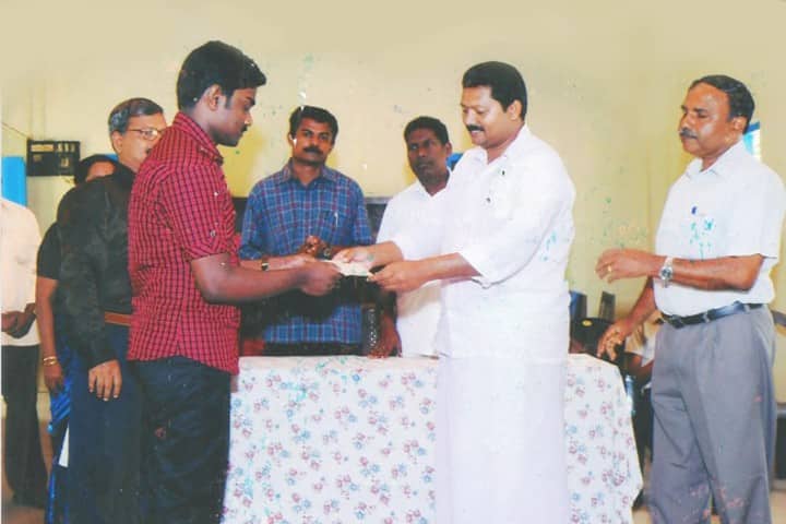 Sreeniketan Central School prize