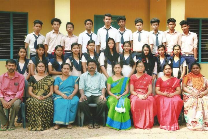Sreeniketan Central School teachers