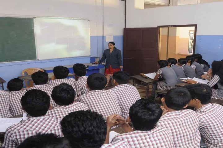 St Meeras Public School-Classroom