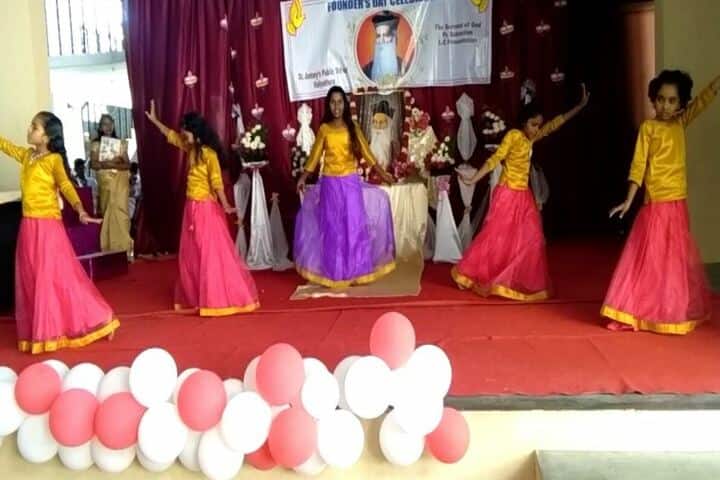 St Antonys Public School-Dance